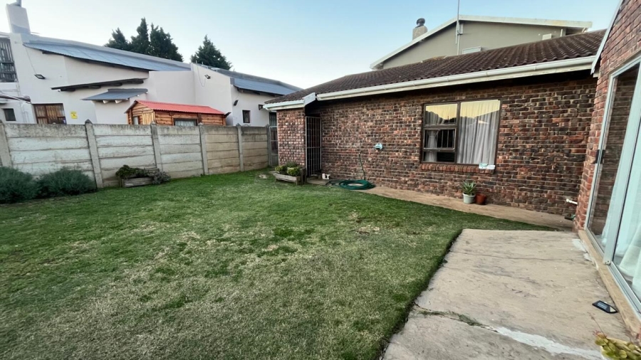 3 Bedroom Property for Sale in Noorsekloof Eastern Cape